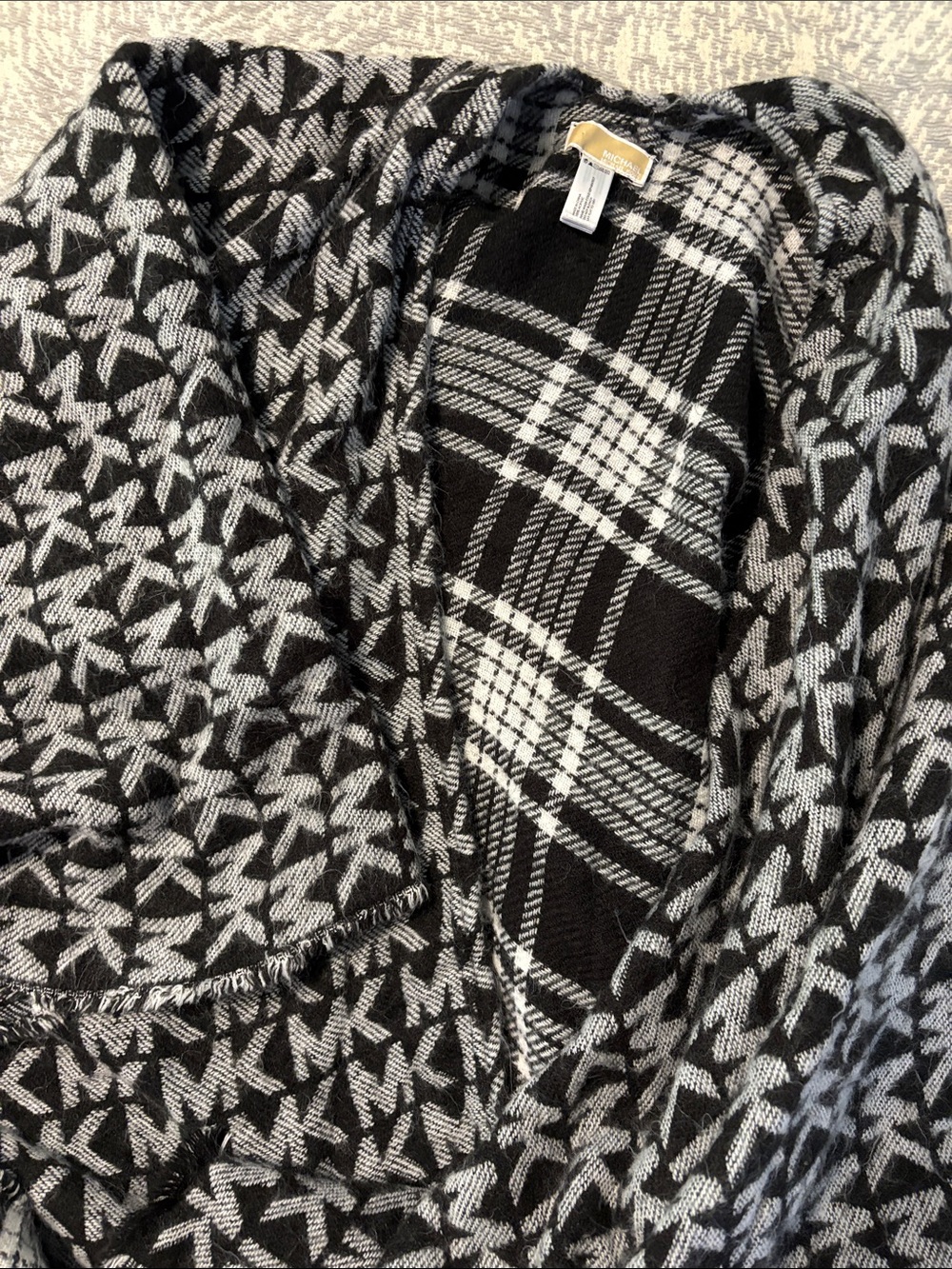 Michael Kors Black & Gray Geometric Plaid Open-Front Cape